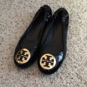 Tory Burch Reva Polished Patent Ballerina Flat
